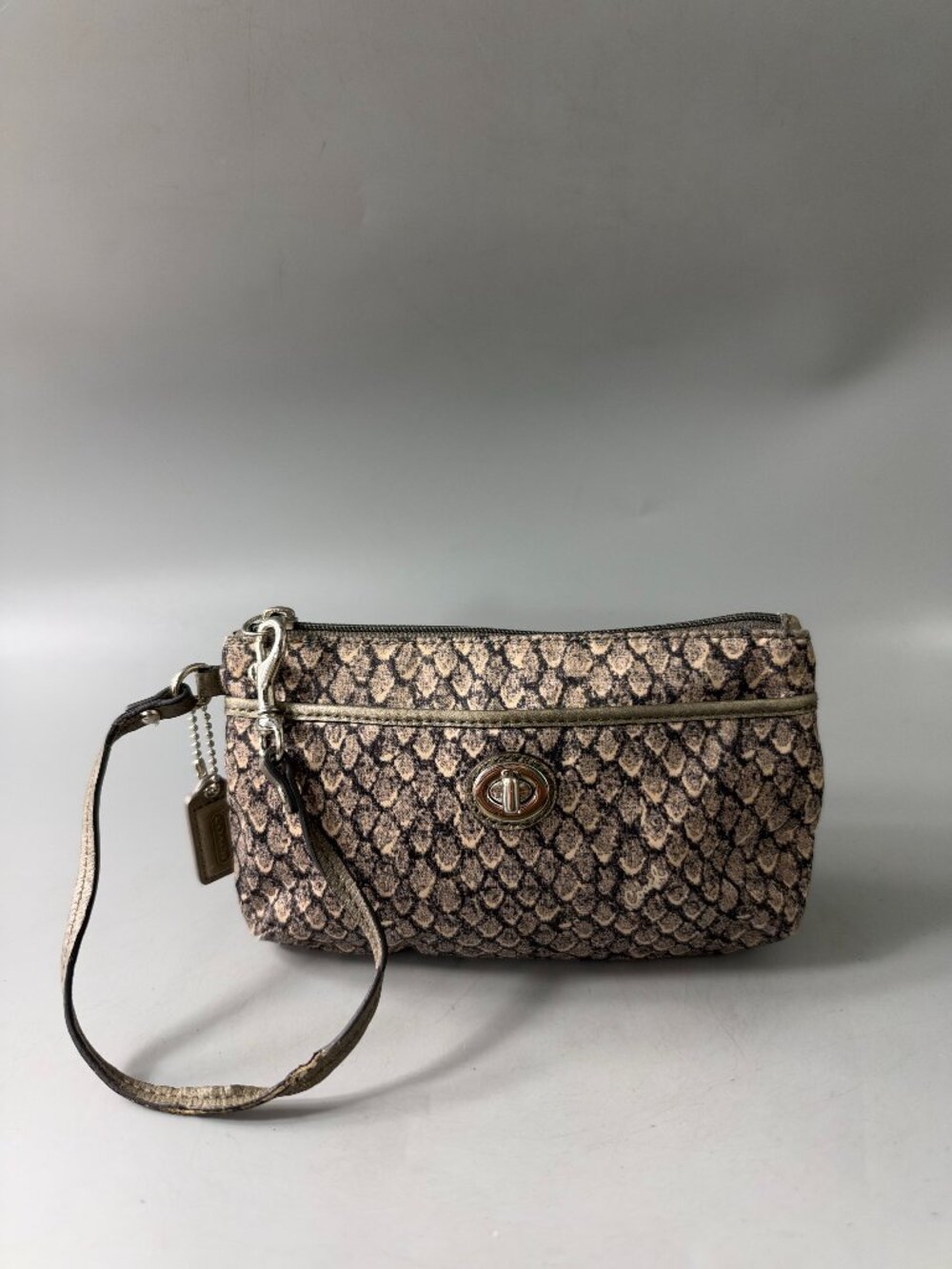 Authentic COACH TAYLOR SNAKE PRINT MEDIUM WRISTLET